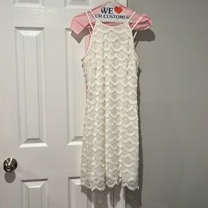 White fridge Guess dress